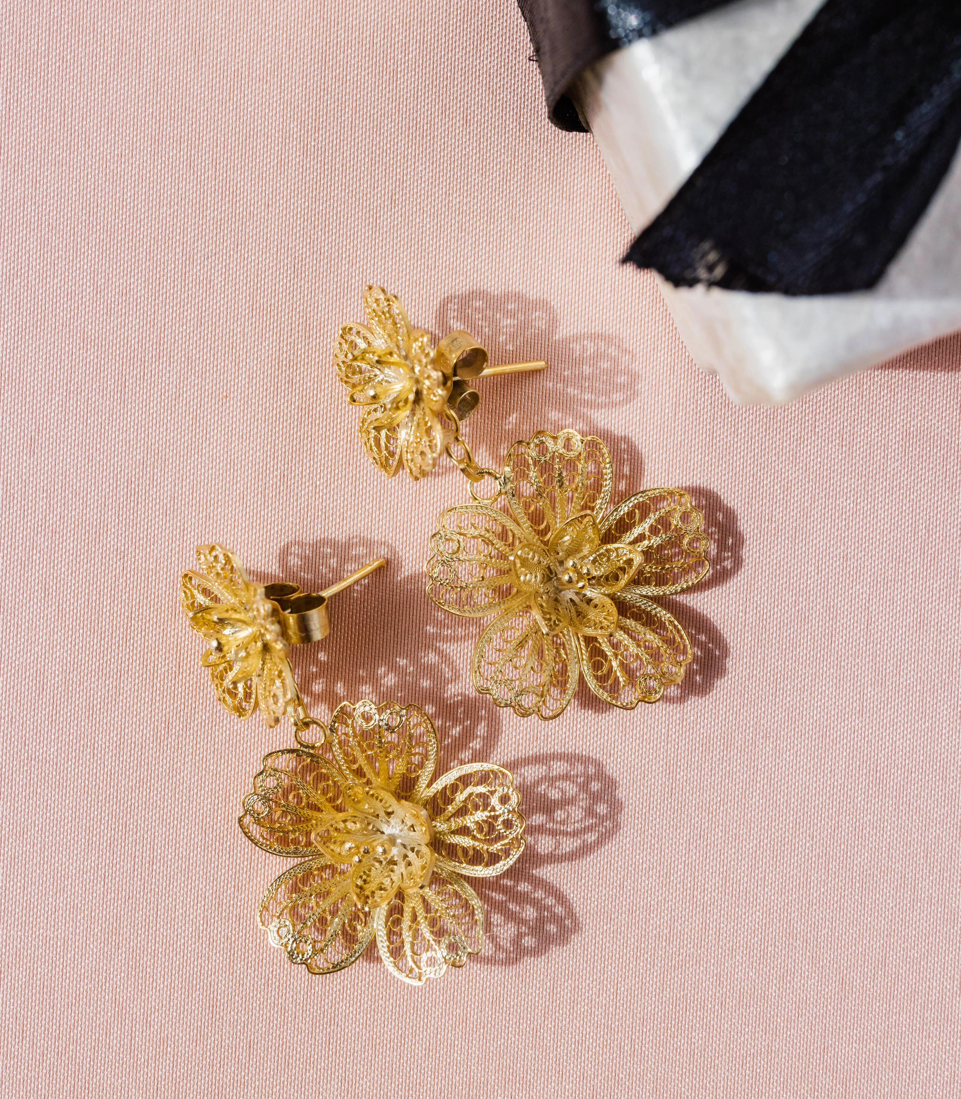 Carnation Filigree Detachable Drop Earrings