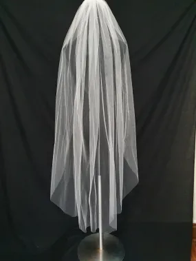 Veil 400: Cut edge veil waltz length